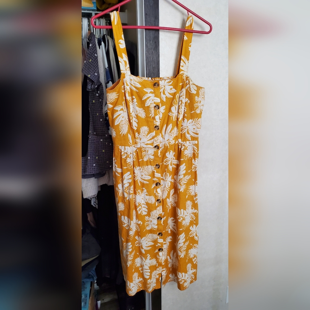 Tommy Hilfiger Dress (size M)